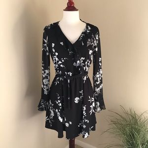 Floral dress sheer long sleeve, size 6